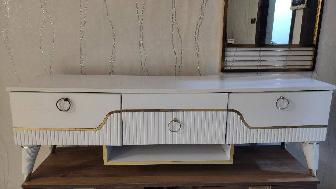 ميز تلفزيون البيع
صاجي سعره 125
ابيض سعره 75 
عنوان ابي الخصيب


**إذا كنت صاحب هذا الإعلان وتريد حذفه لأي سبب، رجاءا أرسل رسالة إلى الدعم الفني**