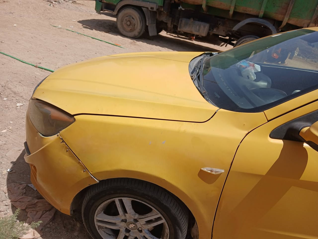 لسلام عليكم فاو اولي موديل ٢٠١٤ مكينه كير بل جيس تبريد ثلج وي السويج كشرتهه شوف العين مابيهه حادث السياره سنويتهه لل ٣٠ باسمي مصفره هزه جديده رثم انكليزي للبيع ب ٣٣ او المراوس  مكاني بصره  رقم ***********
