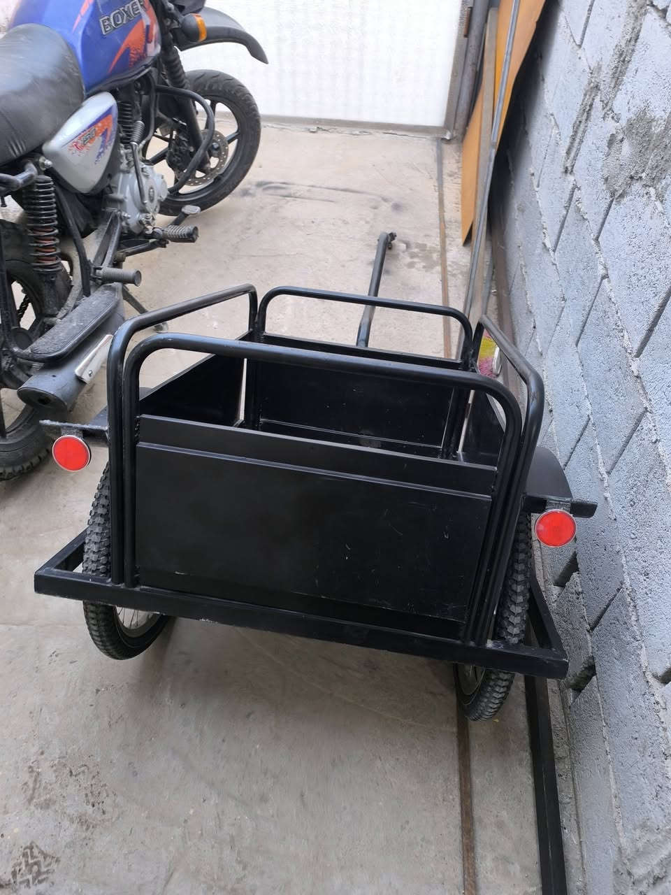 عربانه حمل تنشد على الدراجه وتنشد على البايسكل نظيفه جدا 
سعره 120 الف مكاني بغداد الزعفرانيه دور المعلمين اي استفسار ماسنجر واني بل خدمه


**إذا كنت صاحب هذا الإعلان وتريد حذفه لأي سبب، رجاءا أرسل رسالة إلى الدعم الفني**