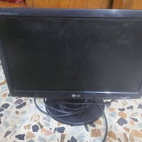 شاشة • ١٩بوصة • كالجديدة