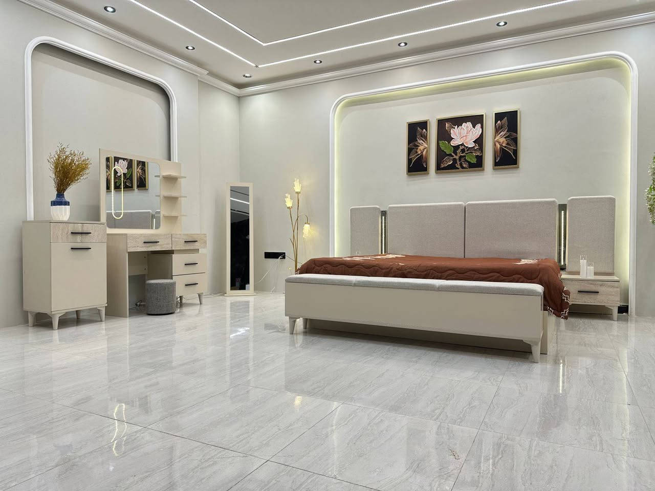 اهلاً وسهلاً بكم زبائننا ✨
تقدم لكم مجموعه الزيادي للااثاث التركي

*تم وصول موديل صباح * 

🩵10قطع الاصلي
🩵كنتور مختلف ٤باب المنيوم
🩵قياس الكنتور٣٢٠ سم ارتفاع ٢٢٠
🩵قياسات الغرفه ضخمة
🩵١٢ باب بالكنتور
🩵سرير مخزن + شازلون مخزن

⚠️ ملاحظة: البيع بالنقد فقط 🚫

📲 راسلنا الأن وأحصل على كافة التفاصيل - او شرفنا بالزيارة 📍 العنوان نجف جامعه وفاء
الاستفسار مراسله الصفحه او تصال📞
***********
