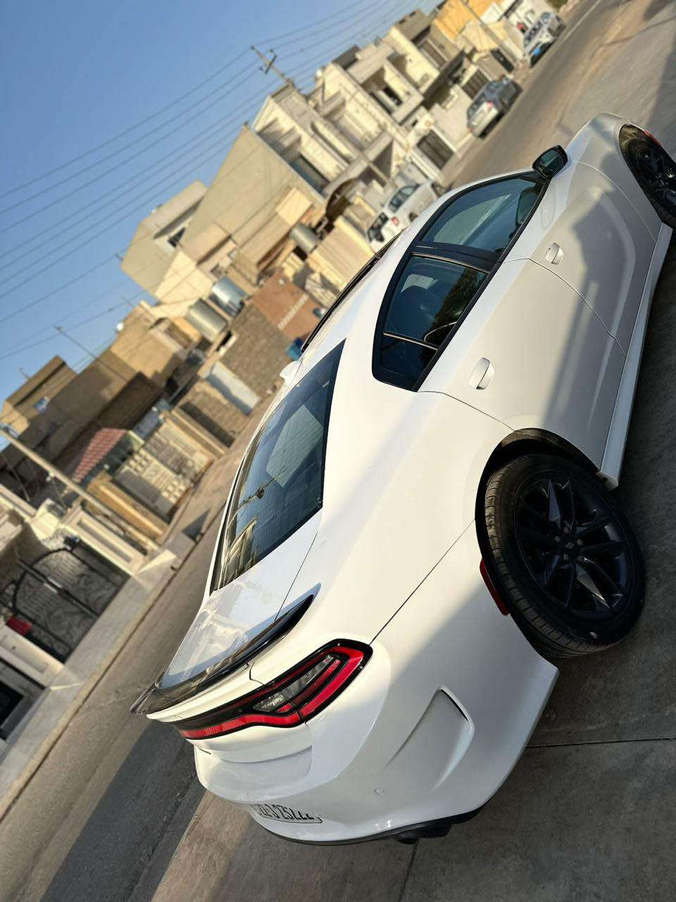 جارجر ٢٠٢٢ GT+فول مواصفات فتحة سقف - رادار- مرقم اربيل دولي -ماشيه قليل - گير محرك ايرباك شرط-(قطعتين و نص) بيها صبوغ بدون داخل و شاصي -
*********** واتساب 
السعر ٢٢٣$ أربيل, العراق
