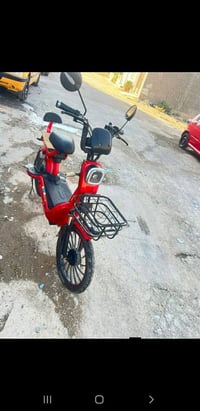 دراجة شحن للبيع (بطاريات هابطة )السعر ١٢٥ الف قفل عنواني بغداد الدورة ...