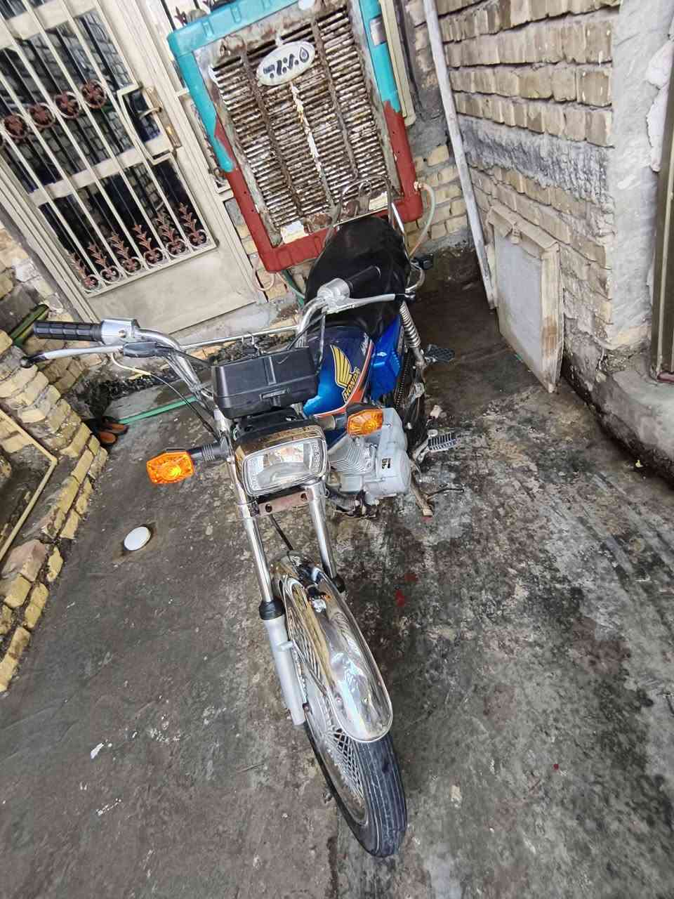 دراجه البيع موديل 23 دراجه نضيفه أوراق كامله سعره 350 أو بيه مجال قليل


**إذا كنت صاحب هذا الإعلان وتريد حذفه لأي سبب، رجاءا أرسل رسالة إلى الدعم الفني**