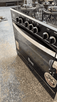 طباخ اونين اير للبيع 
جديد مصارله هوايه ونظيف كلش مثل الي بالصور
 بس الجامه البايركس مال فرن مكسوره يرادلهة تبديل

معروض بسعر ٣٥٠ وبي مجال 
للاستفسار  ***********
