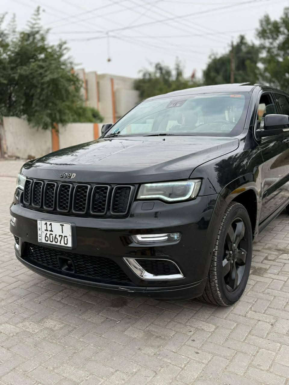 جيب  سومت اعلى فئة فول 1/1
موديل 2016 كلين تايتل  مكينه 6 سلندر  3600 

صور الحادث مرفقات 

رقم بغداد  

 بيه صبغ البنيد بدون داخل سبب شخوط 

مواصفات السيارة :-

 —————————

/ بانوراما / رادارات 360 / كامره خلفيه / سستم صوت هارمن كاردون / تبريد تدفئة كشنات / مقود كهرباء / كشنات جلد مع كهرباء / مري قلاب مع تعتيم الضوء / هيتر مري / شاشة كبيره  / حساس امامي خلفي / اوتو بريك / اوتو ستوب / ويل كروم / شفتات ستيرن / صندوق كهرباء / تحكم ستيرن كامل / مري جانبية قابلة للطي / ترحيب عند الاقتراب / لايت زينون لد / وبعد الكثير من المواصفات 

السعر :205 وبيها مجال

مكان سياره بابل ***********
