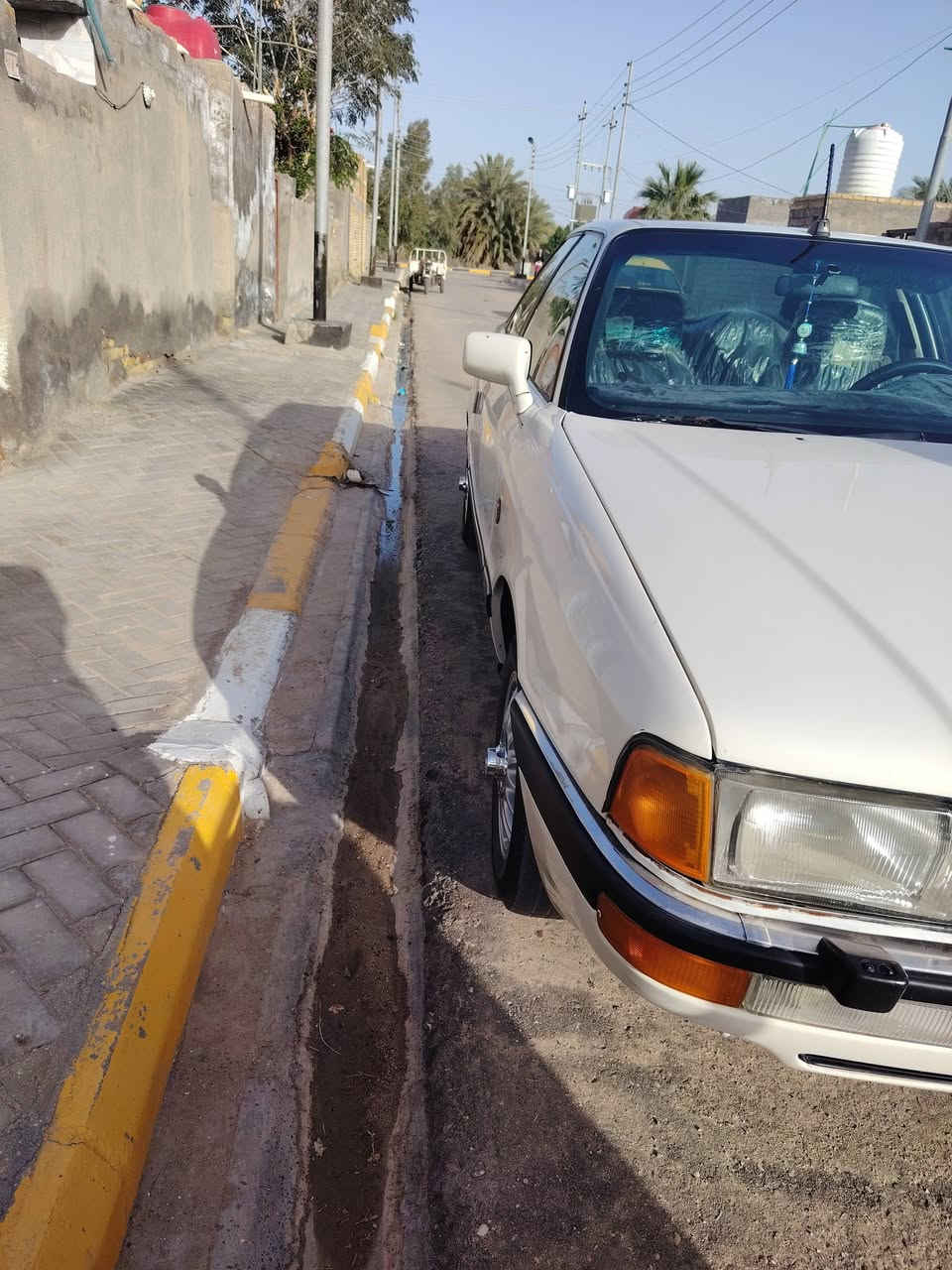 السلام عليكم
اودي للبيع موديل 89 لون ابيض مرشوشه عام لجماليه رقم انكليزي جديد وهزه جديده

لا خياسات ولا ضربه تخم تايرات جدد كهربائية نضيفه ماملعوب بيها داخلها جديد كير ومحرك نضيفات كير عادي

شرط المداور مشروع وطني
مكان السياره السماوه قضاء الخضر السعر35 وبيها مجال بسيط

***********
