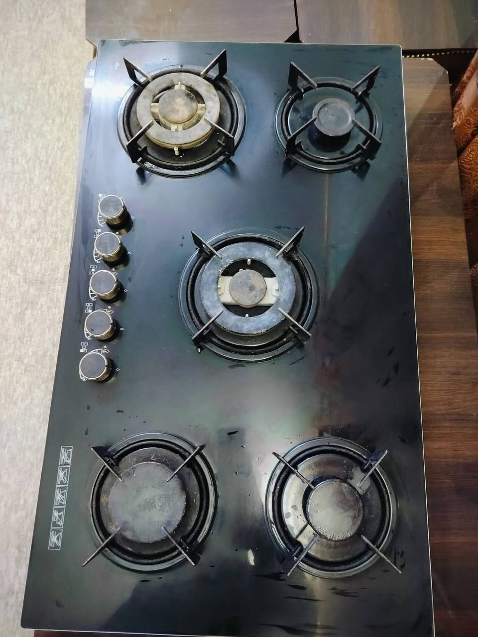 طباخ للبيع شرط سعر 45 عنوان كراج شمال ***********
