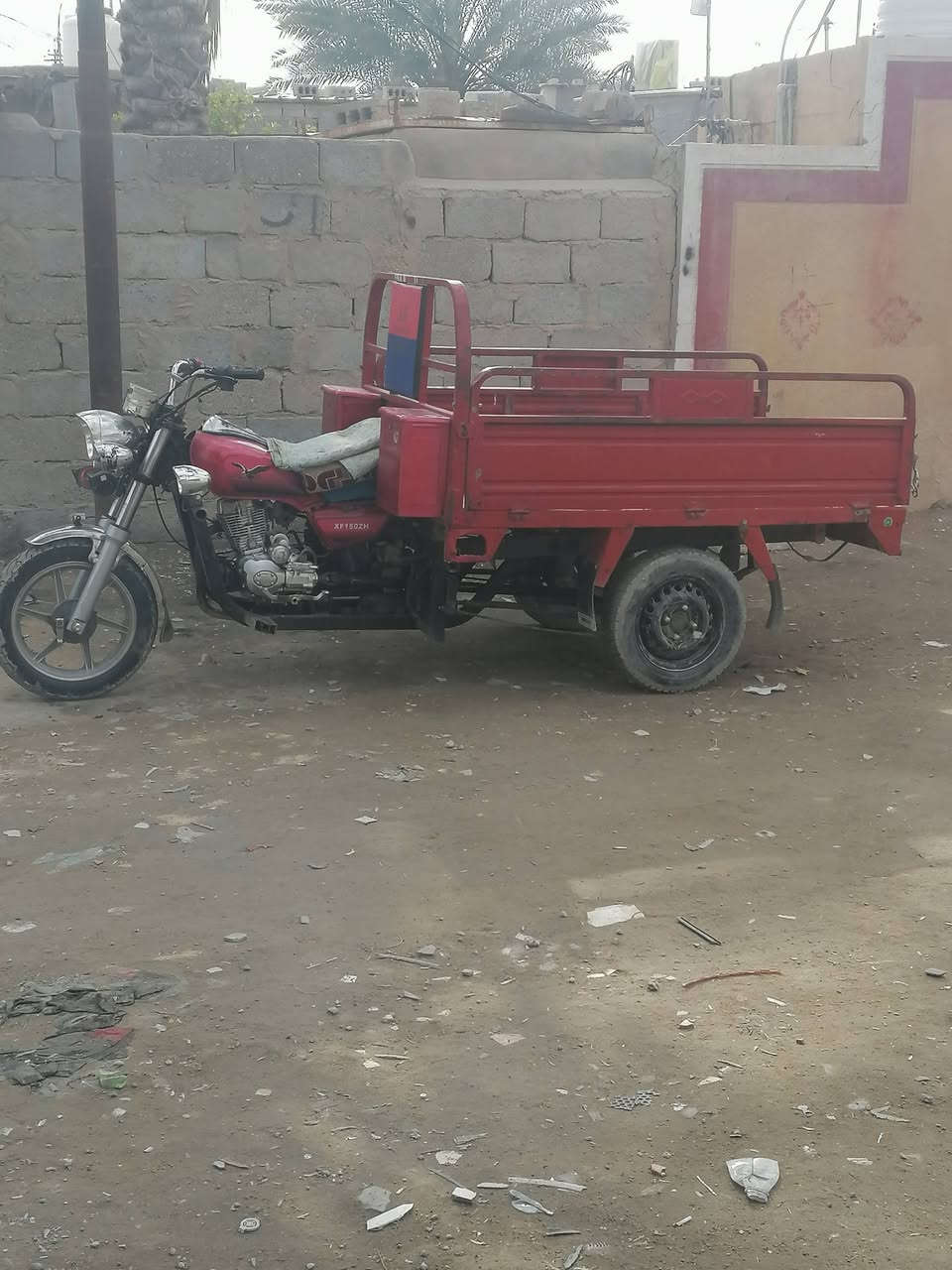 سلام عليكم شباب
ستوته: موديل2013 ستوتة نضيفة
اوراق اصولية بسمي شغالة سلف هندر
كهربائيات كلهه شغالة مكفوله من الخياس او الحيم
تخم تاير جديد لوكير.  كاردن كلجات كله جديد السعر:1300 مليون وتلثميه او بيهه مجال موجود خاص او اتصال:*********** مكاني كربلاء حي العسكري
