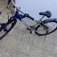 ياباني • ٢٦ انش • مستعملة