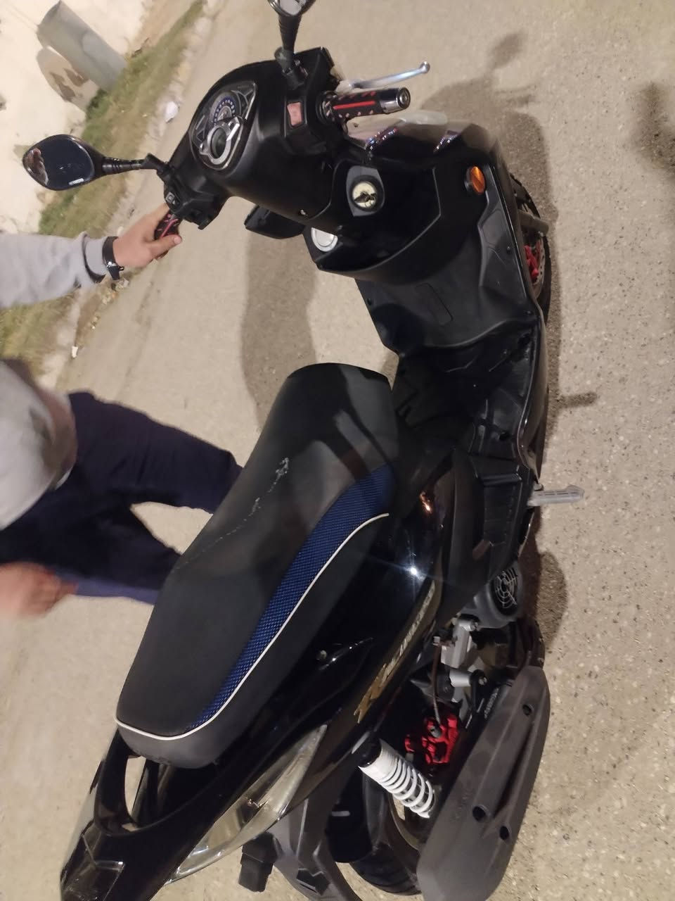 كايمكو محرك ١٥٠
إلكتروني نضافه مثل مواضح بصوره
بعده جديد للبيع او مراوس حسب
القناعه


**إذا كنت صاحب هذا الإعلان وتريد حذفه لأي سبب، رجاءا أرسل رسالة إلى الدعم الفني**