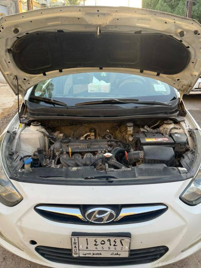 السلام عليكم  سيارة اكسنت موديل 2012 مواصفات فول فتحة سقف اشارة بالمري مكينة 1.600 بلادي اي مصرف مابيها اضرارها واضحة بالسونار السعر 90 و بيها مجال الرقم للتواصل ***********.
