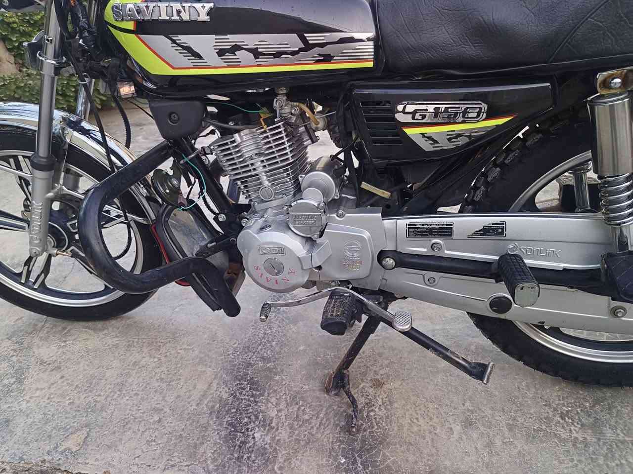 دراجة سيفان موديل 2020مقفولة بلديةمكينة مامفتوحةديالى الرقم ***********
