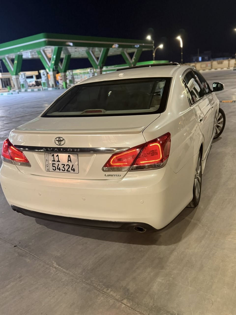 #رمضان كريم الفخامة_اليابانية
تيوتا افلون موديل 2012 فول مواصفات قطعتين صبغ جماليه مكفوله من الضربه وكافه الاصواليات 
داخل بيجي جلد كأمره شاشه فتحه  تحكم ستيرن مثبت سرعه كشنات كهربائيه تبريد ثلج حداده تخم تاير مكينه 6V3500 
عنواني ميسان العماره سياره جديده ماشيه180كم حقيقي تواصل ***********
سعرها $185مناسب بالعافية عليا ياخذه
