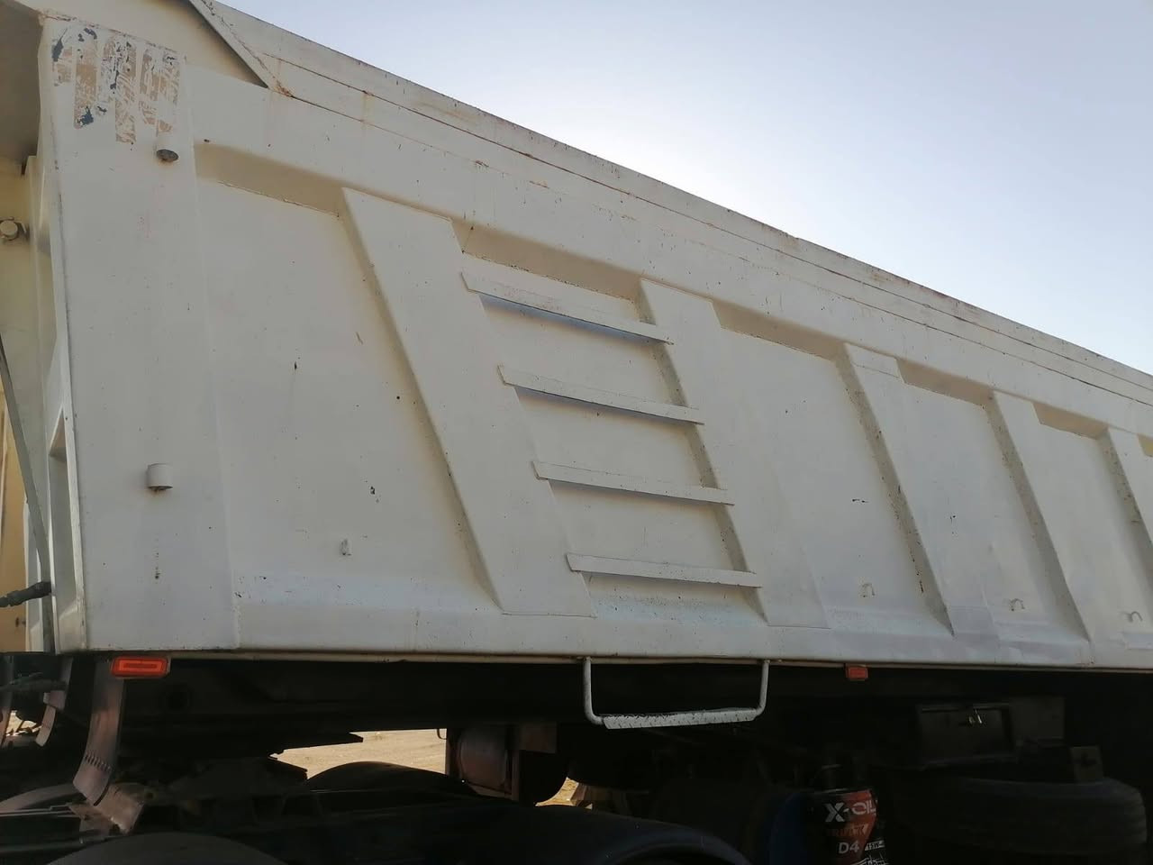 سلام عليكم عربانه علم للبيع  اسعر ولمعلومات علا هاذا ارقم ***********
