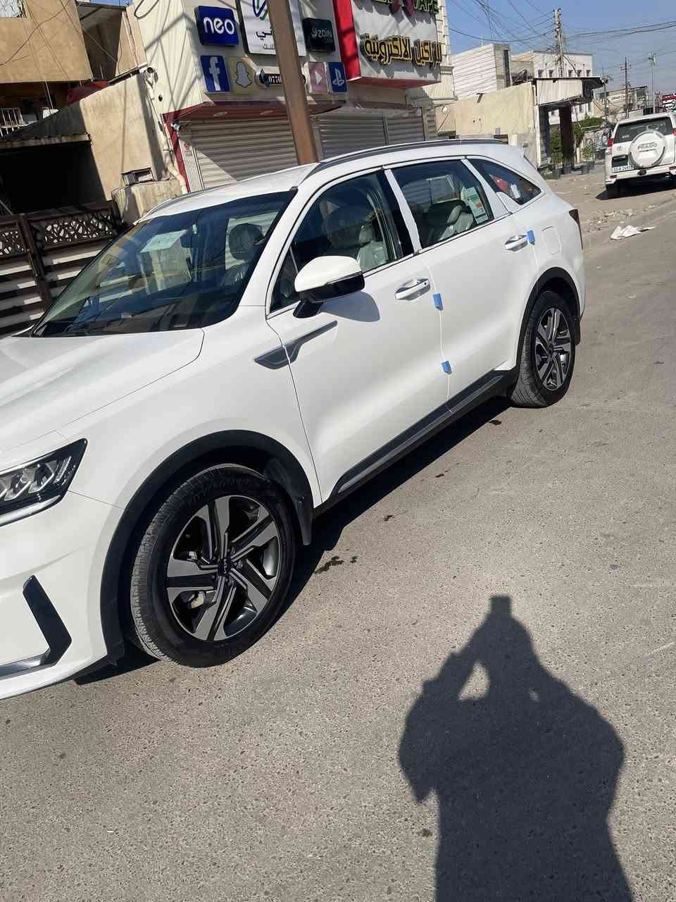 السلام عليكم سورنتو 2022 ماشيه 41نص فلول بيه باردجهت اليمن باب خلفي  بارد مفتوح مصلح اتصال *********** السعر 260
