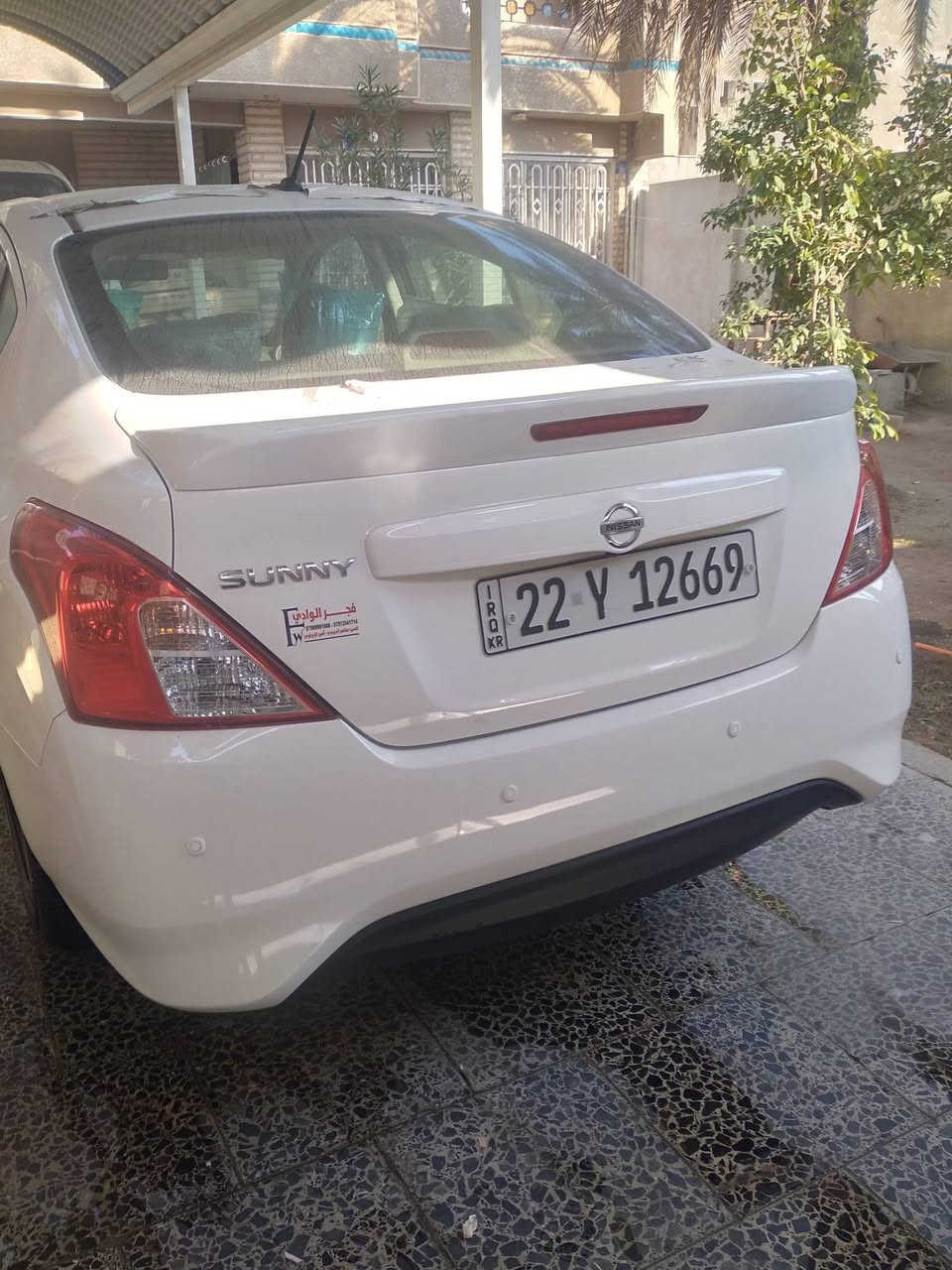 سلام عليكم نيسان صني ٢٠٢٥ ماشيه ٢٠٠٠ تحكم ستيرن جهتين تبريد قطعتين كامره خلفيه باسم شركه داخل بيجي  رقمي***********
