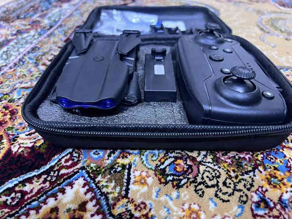 درون اللبيع      عدد الكامرات 2 
بطاريه واحده 
الدرون جديد ما بي شي 
و يحتوي عله موانع اصتدام 
المكان مدينه الصدر  السعر 35 و بي مجال للطيبين 
للاستفسار ***********
