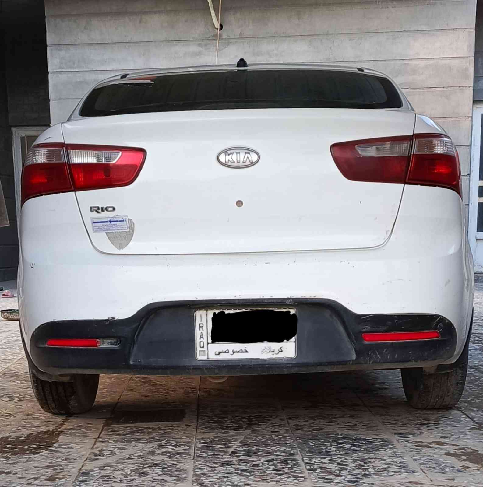 السلام عليكم
كيا ريو 2012 خليجي الشكل الجديد 
مكينة 1600
كير At
نظام Eco اقتصادي
كير ومكينة وتبريد تمام
ضررها قطعتين جاملغ مطعوج ومصلح نفسه والبنيد بي شخوط 
رقم السيارة : كربلاء خصوصي بأسمي تحويل مباشر 
السعر : 87 ورقة وبيها مجال 
مكاني : كربلاء / طويريج
للأتصال على الرقم 
***********
***********

