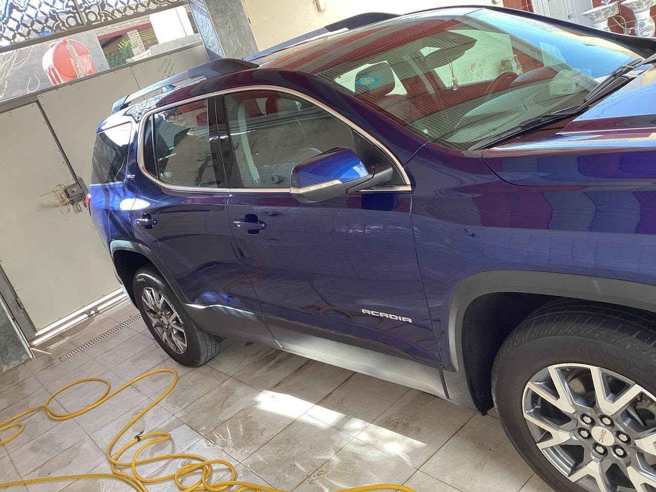 📣 للبيع: جمسي أكاديا 2023 — بحالة ممتازة!الموديل: 2023النوع: جمسي أكاديا (GMC Acadia)محرك ٦سلندر v6 🔴الحالة  الفنية: كفالة عامة وشاملة (شاصي، محرك، كير، إيرباغ،) من أي حادث أو صبغ.الملاحظات: السيارة وارد (تقرير غرق بسيط)، وتم عمل صيانة شاملة لها بالكامل وجاهزة للاستخدام الفوري دون الحاجة لأي مصاريف.✨ 🛡️ كفالة عامة من الحوادث والضرر الميكانيكي.🛋️ مقصورة داخلية واسعة ومريحة مع أحدث التقنيات.المسافة المقطوعة: [45km]السعر المطلوب: [285]📍 الموقع: [ذي قار]📞 للتواصل والاستفسار (***********):  مواصفات SLT
