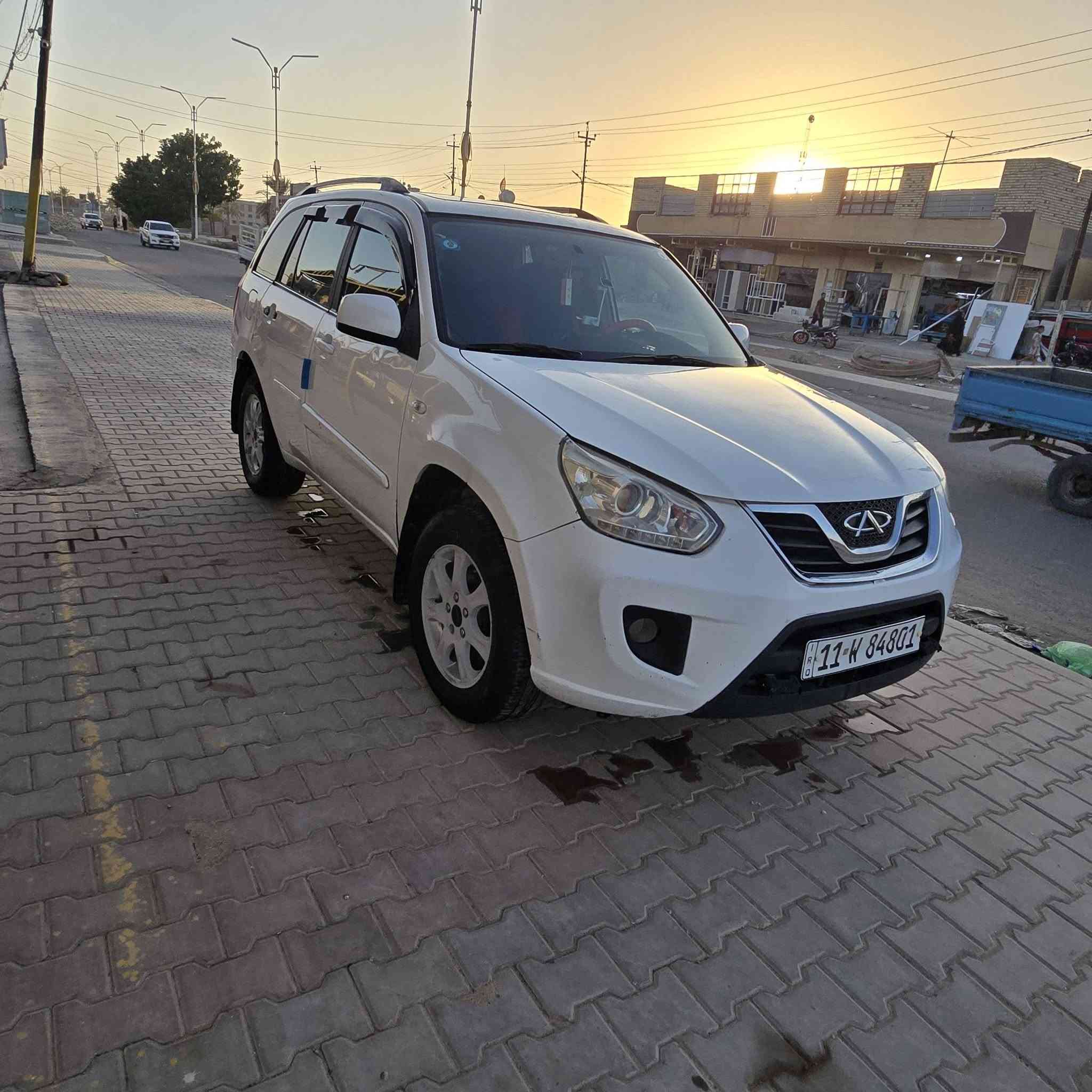 سيارة تيكو للبيع موديل ٢٠١٢ شكل ال ٢٠١٣
ابيض محرك كهربائي ١٨٠٠ 
بيه صبغ جاملغ 
سيارة تبريد تدفئة 
فتحة 
حساسات 
مري جانبي كهرباء
ويل كب
شاشة  
رقم انكليزي بغداد 
المكان صلاح الدين   / الدجيل 
السعر  ٥٥ ورقة 
للاتصال بي واتساب 
***********
