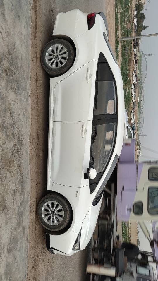 سلام عليكم 
للبيع او مراوسة حسب قناعة 
تويتا كورولا  هايبرد 2025 وارد صين 
ماشي 20 الف 
سيارة جديدة بدون اي شخط او ضرر خالية من اي عيوب و اقتصادية بشكل (بنزين + كهرباء)
فول مواصفات : بصمة + لايتات عدسة + تبريد قطعتين + خروج عن مسار + تحديد سرعة ذكي + كاميرا + قيادة ذاتية ومواصفات اخرى 
ملاحظة سيارة بدون سلايت 
مكان خانقين/ ديالى 
السعر 163 وبيه مجال بسيط خناقين, ديالى


**إذا كنت صاحب هذا الإعلان وتريد حذفه لأي سبب، رجاءا أرسل رسالة إلى الدعم الفني**