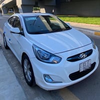 للبيع هونداي اكسنت خليجي موديل ٢٠١٣ محرك ١٦٠٠ دوش ماشيه ١٠٢ رقم بغداد ...