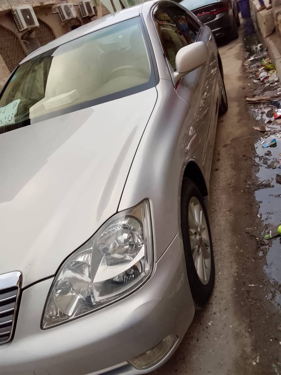 السلام عليكم شاهينة كراون موديل 2006 سيارة مال مزاد كمركي  جديدة بمعنة الكلمة شاصي 180 مكفول محرك كير حدادية ضربة
بيهة صبغ في اليابان كلش قليل  السيارة جديدة كلش ماشية 147
مستلم سنوية باقي بس رقم باجر استلم العنوان بصرة العالية ***********               السعر 163 وبيهة مجال
