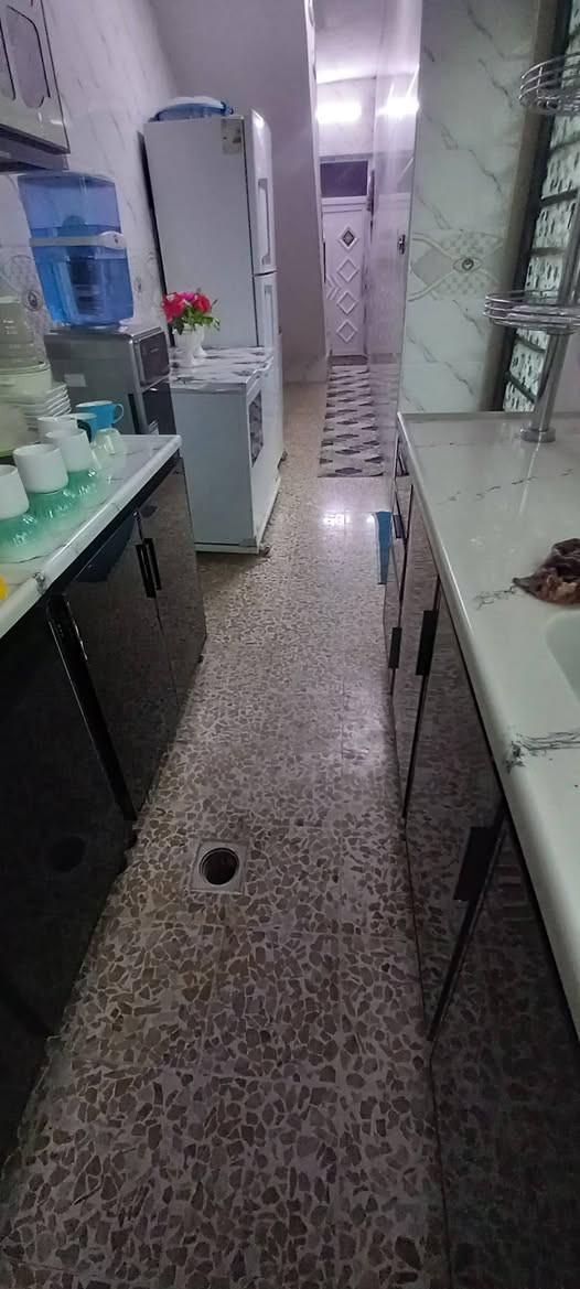 للبيع للبيع 🏠🏠 
دار في حي السماح الأساتذه خلف الأركان / قرب مدرسه الكويتيه / المساحه / ١٠٠ متر / البيت فول / اتجاه شمال / سيراميك  + 
خدمات ماءفول💦+كهرب+تبليط
صنف العقار +كرت بلديه + مقدم معامله للتمليك / السعر ٥٧ مليون وبي مجال /  للأسفسار الأتصال على الأرقام + *********** / *********** / يوجد لدينا عروض في حي السماح / الأولى + والثانيه + يوجد لدينا قطه اراضي زراعيه / ملك + زراعي /
