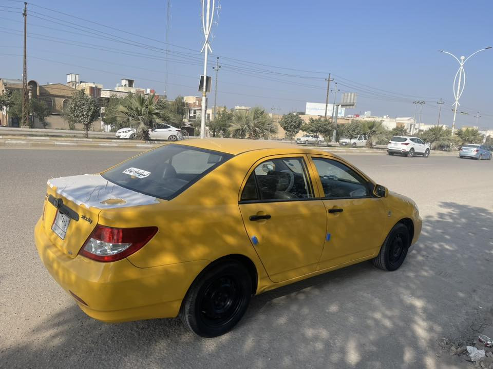 السلام عليكم byd الشركه العامه موديل ١٩ طالعه بنهايه ال٢٠٢٠
السياره كفاله عامه عدى بارد بين الباب والجاملغ موضح بل صوره
استقطاع مباشر وكفيل باقي سنه تصير حره 
مكاني ناصريه 
السعر ٦٠ وبيها مجال حگ الجيه 
*********** 
خاص مفتوح
