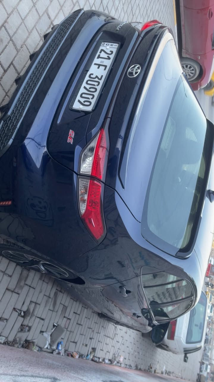 السلام عليكم البيع كورلاه ٢٠٢٠ نص فول رقم سلمانيه تفاصيل بلصور صبغ جاملغ وبنيد جاملغ شويه بي بارد باب الخلفي بيع بارد تخم تايرات صدر جديد سياره جديده السعر ١٢٩ رقم ***********
