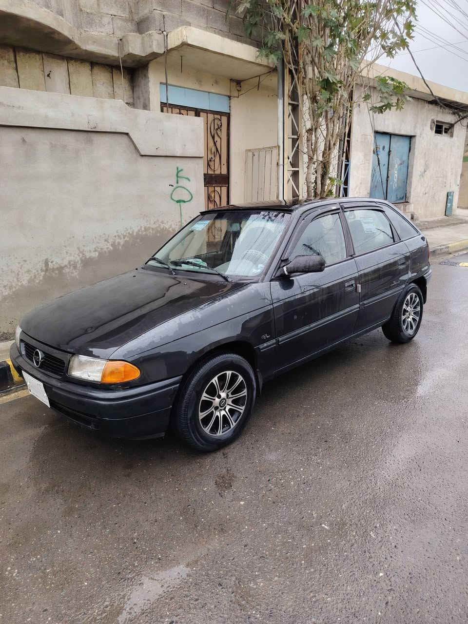 استرا موديل 29 لا صبغ لاطخه حجم 16 سنوية 28كير عادي شرط التحويل من الشارعي سيارة وضع شركه مال جناي السعر 45//////اقراء المنشور او خابر /////***********////العنوان موصل الجانب الأيمن
