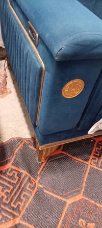 تخم • صوفا • بيه مجال