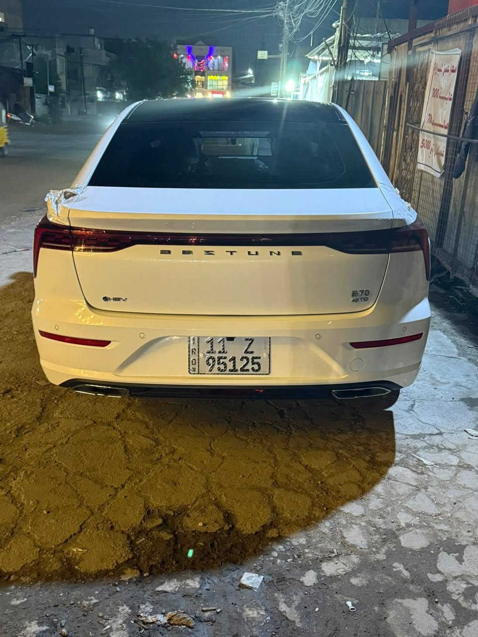 فاو بيستون 2025 فول 1/1 ماشيه 13 الف 
محرك 2000 توربو 
كير 8 نمر غنية عن التعريف كير ومحرك فولكس واكن الماني 
مطلوبه للمصرف اريد مراوس بكورلا هايبرد الشكل الخليجي 
***********
بغداد
