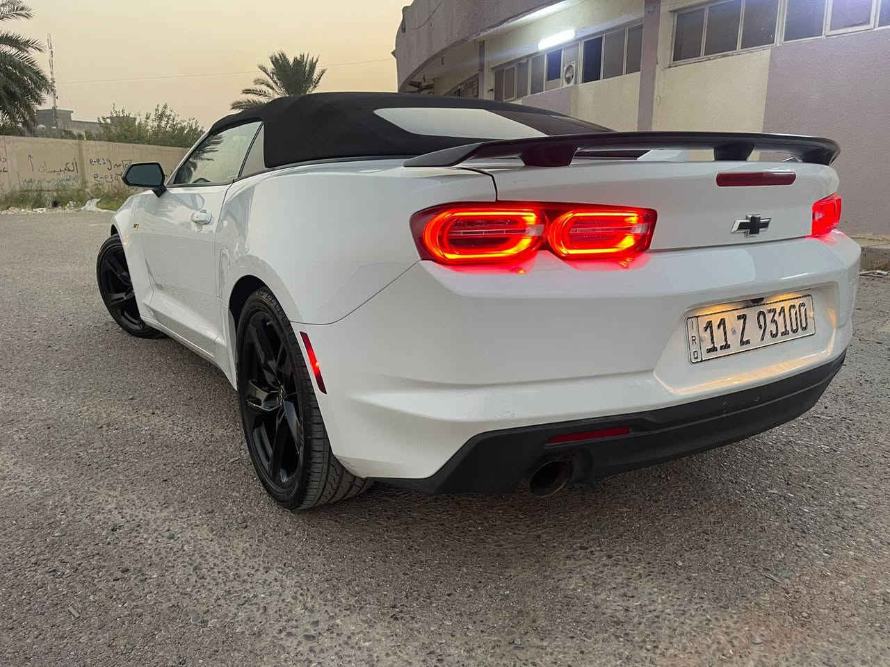 السلام عليكم للبيع أو مراوس                                             كمارو                                                               وارد أمريكي🇺🇸                                                موديل 2023 آخر إصدار                                               محرك V8 سلندر 6200                                              كشف                                                               كير محرك أكسل مكفول                                        حادث جاملغ وبنيد بدون دواخل                                      رقم بغداد الدولي تحويل ثاني يوم                                       تخم تاير جديد                                                  باتري جديد                                                         صدر جديد                                                    السيارة مانقصه شي                                             علمن السيارة ما داخله استعراض أبد                            مكان بغداد العامرية للتواصل ***********
