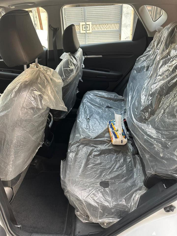 كيا سونت 2022 خليجي وكالة كيا تجميع هندي وليس صيني فول مواصفات رقم أربيل باسمي
السيارة بيها صبغ بالبنيد اقل نص البنيد بدون لادواخل كلها مكفوله 

المواصفات 

بصمه
فتحة 
تشغيل عن بعد
شاشة ديجيتال 
شاشة بلادية 
كاميرا بلادية 
حساسات 
بلوجكترات
بصمة ابواب 
شاشة عطلات 
تحكمات ستيرن
أنظمة قيادة 
ويل كروم
تبريد قطعتين
مري إشارة 

السعر 145 وبيها مجال بسيط للشراي 

 العنوان : بغداد حي الجامعة 
0783 411 2094
