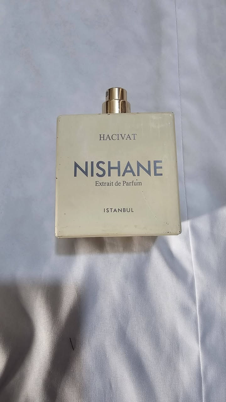 عطور اصليه للبيع مستخدمات واكو تقسيمات يجنن الب تحبه انت كل نوتات


**إذا كنت صاحب هذا الإعلان وتريد حذفه لأي سبب، رجاءا أرسل رسالة إلى الدعم الفني**