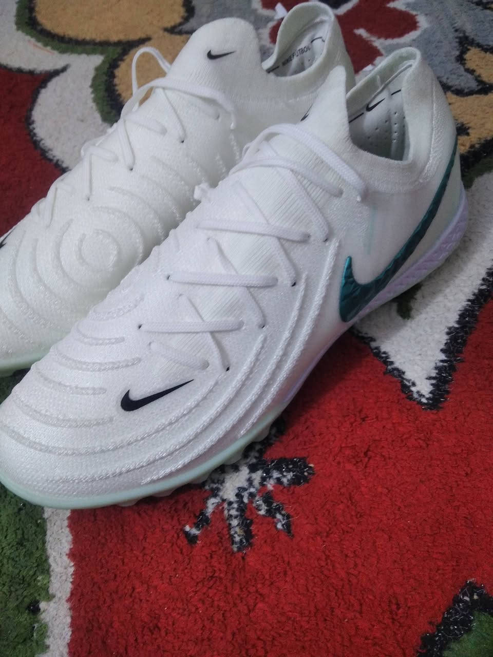 الاصلي شررررط
قطعه اصليه شرط الفحص محبب
قيـاس 43
السعر 30
توصيل متوفر لجميع المحافظات


**إذا كنت صاحب هذا الإعلان وتريد حذفه لأي سبب، رجاءا أرسل رسالة إلى الدعم الفني**