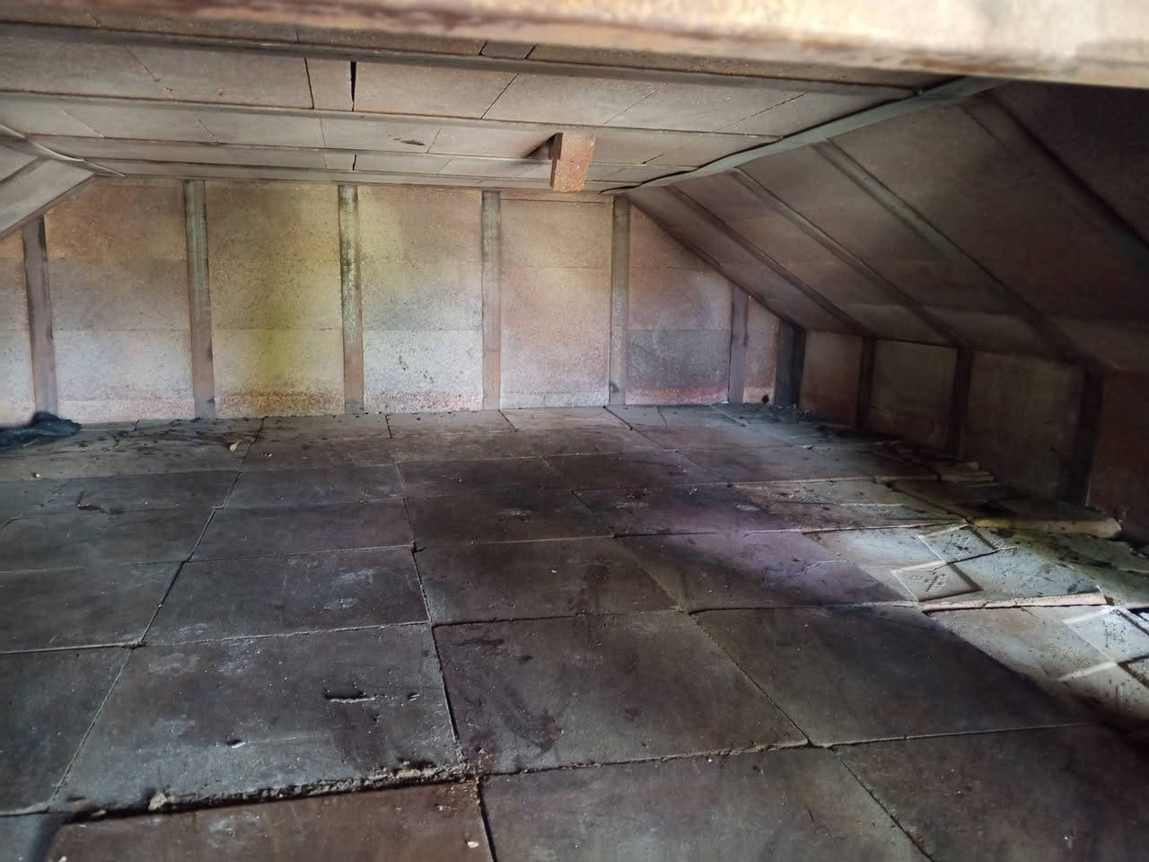 فرن حجري للبيع للطلب واستفسار ***********
ملاحظة فقط فرن للبيع وليس المحل
