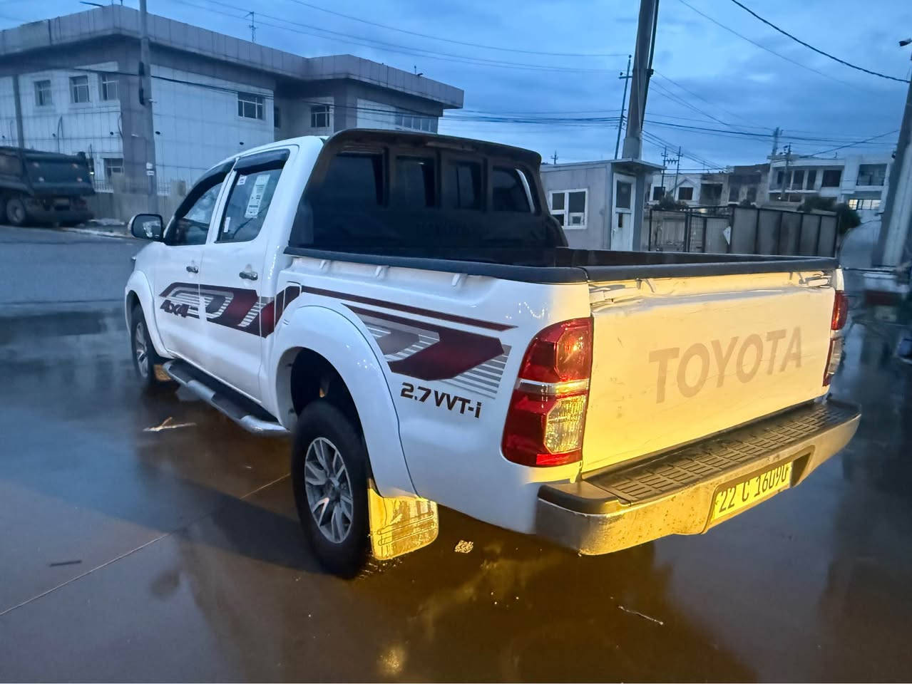 توێتا هایلۆکس 2012  پـارجه  ڕەش شه ريكه سه يد نه هرؤ  
 پارچە رەش لەسەر ساخی هیچ نییە پشتو پيشيً كه پس بۆدی بیلادیه    
گير مه كينه به شه رت  سه نه وي هه تاوه كوو2028 نويه  4 تايه  وويلي كرؤم  بؤ به ستراوه 
   سعر🇭🇺🧨
شوێن هەولێر 
  *********** أربيل, العراق
