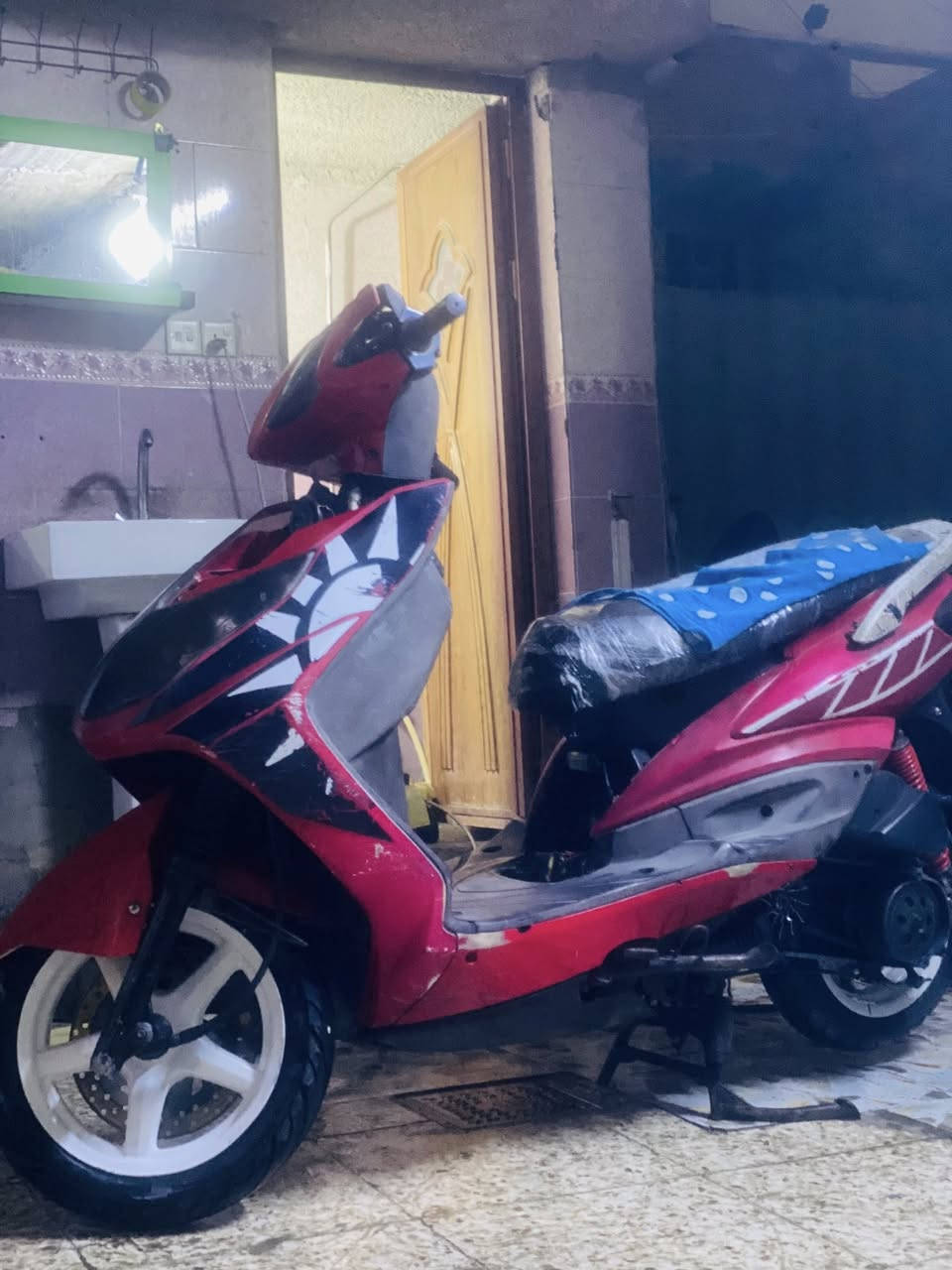 ((سكنس فحل نوزل قبق نفخ ياباني ))
سرعة 140  125cc

دراجة شوفت عينكم النضافه والمكينه ناعمه ومعدل شرط 

شراي يجي واتساب ***********
