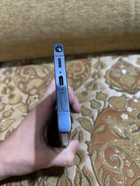 اس ٢٣ الترا • ٥١٢ • شرق الاوسط