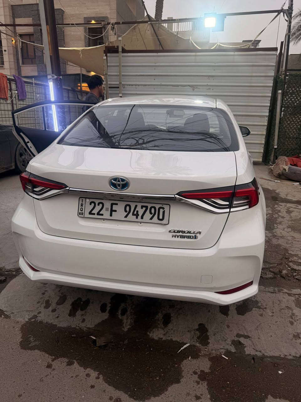 سلام عليكم كورلا 24 هايبرد 

ماشية 35 الف 

باسمي 

مكانها نفق شرطة 

سعر 139 

سيارة بيها بارد بين باب وجاملغ امامي 

سيارة فول معروفة مواصفات الكورلا 

***********
