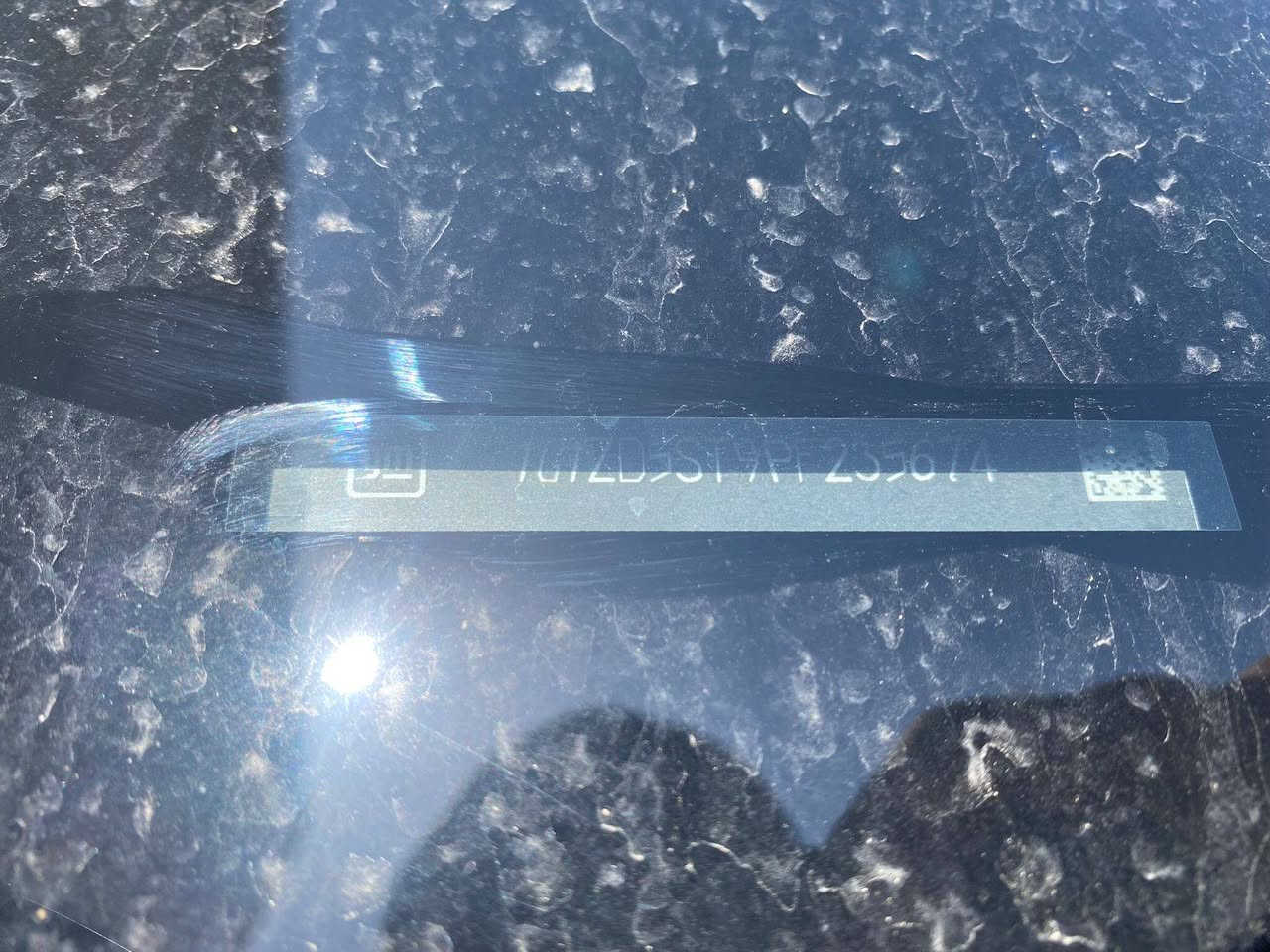 من رخصت الأدمن للبيع ماليبو ٢٠٢٣جديدة محرك 1500 تيربو رقم ديالى بيها ٣قطع شرط بدون داخل بدون يرباك بقاي تفاصيل بعد بيها الشراي يتصل اويدلل السيارة بيد جناي سبب الابيع بناء السعر مناسب 100 اوبيها مجال للشراي العنوان ديالى بعقوبه التحرير رقم الهاتف ***********
