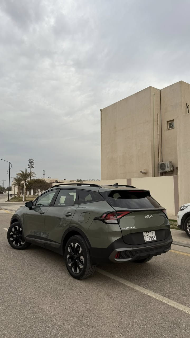 السلام عليكم
للبيع سبورتج 2023 برستيج 
ماشيه 22mi
تقرير غرق وشغاله من امريكا 
وبيه صندوك الخلفي كلير 
مكان السياره/كربلاء 
***********
