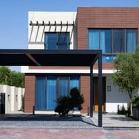 بـرمضان.. اسكن الفخامة مع داماك 🌙 لعشاق الرقي، طرح تون هاوس جديد بمواص...