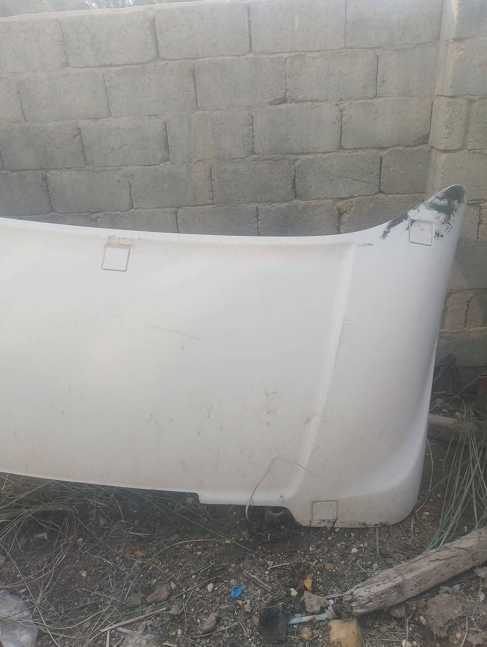 السلام عليكم كاسحه وزعانف مال سكانيا الفينيه كاملات مع القواعد للبيع للأستفسار ***********
