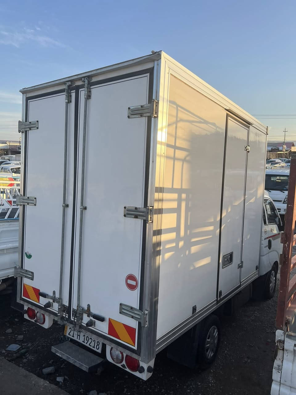 کیا رەقەم سلیمانی 
مۆدیلی2021
هەموو گیانی بەشەرت
رۆشتن 84هەزار
بی بۆیاخ بی سارد 
سەنەوی2027
6تایەی لۆک 
کارەبای مەزبوت
کەبسەی 3درگا
سحری:168گەلا
شوین سلیمانی
***********
