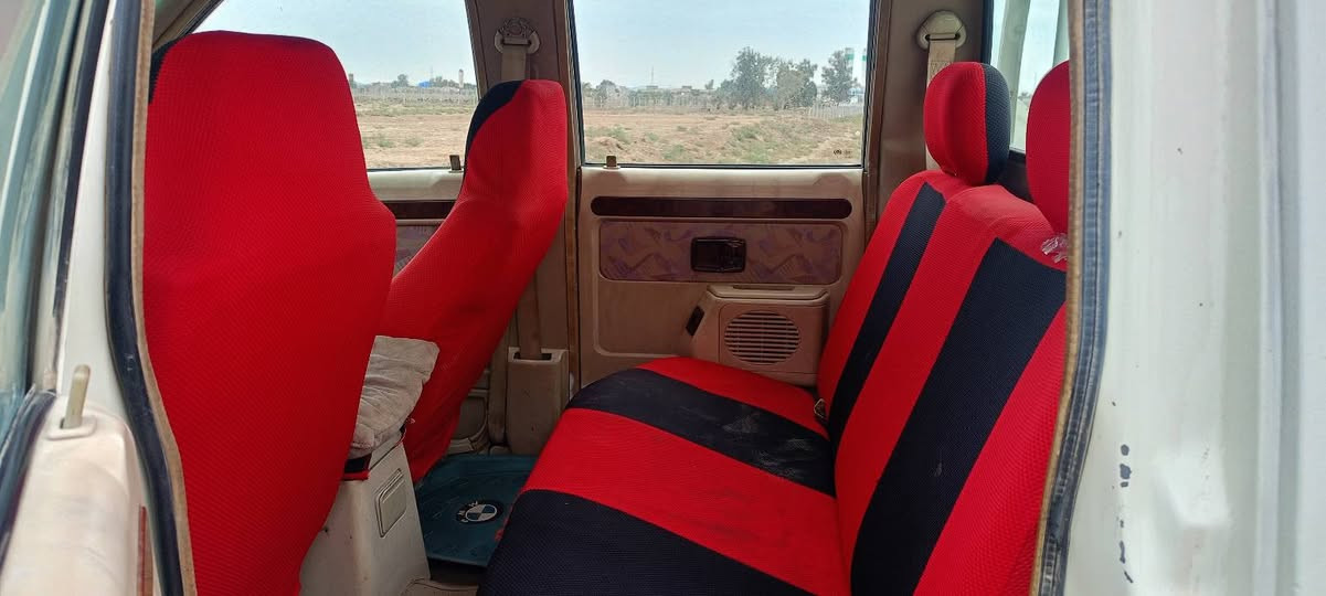 يا لله السلام عليكم للبيع سوبر دير موديل 2006رقم كربلاء سنويه نافذه شرط وكاله تحويل موجود السيارة كير ومكينه وشاصي وكسل مكفولات كير ومكينه ونجي 4سرندر كربلاي صدر جديد تخم تاير امامي خلفي السيارة صبغ جماليه بدون ضرر باتري جديد السيارة بسمي شرط مكان السياره واسط الزبيديه لاستفسار اتصال على الرقم التالي ***********السعر 45وبيه مجال بصيط سياره ماتصرف عليه الف
