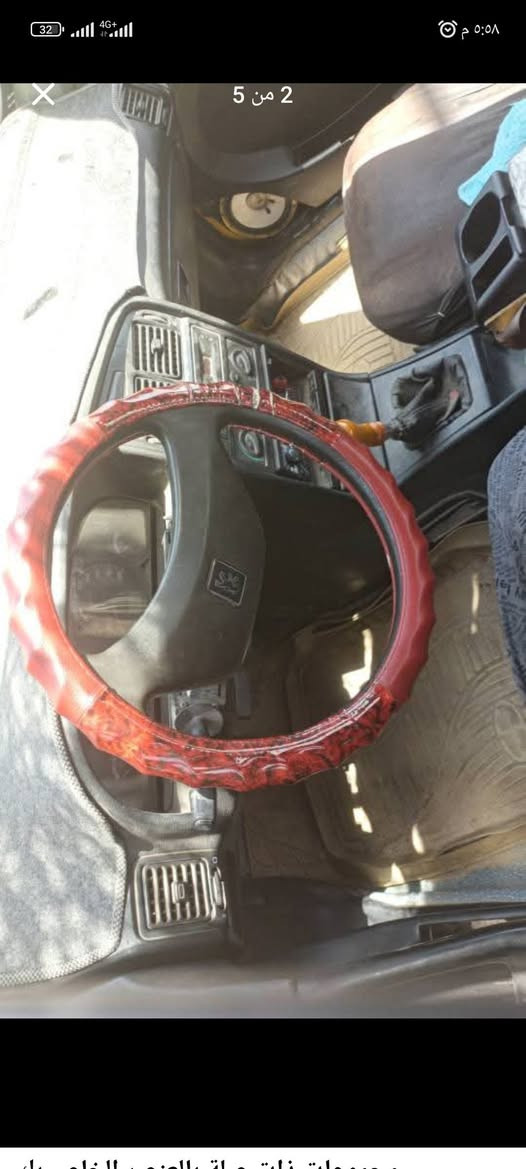 بيجو روا للبيع سياره جاهزه مجهزه محرك بلادي تبريد شغال اكسل محور فالفو وباقي التفاصيل اتصل وبيك خير ودلل غير متواجد عل الفيس ***********
